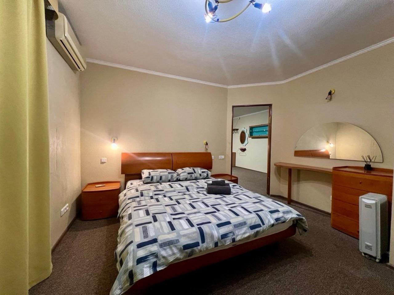 Apartment In The Center Of Κίεβο Εξωτερικό φωτογραφία