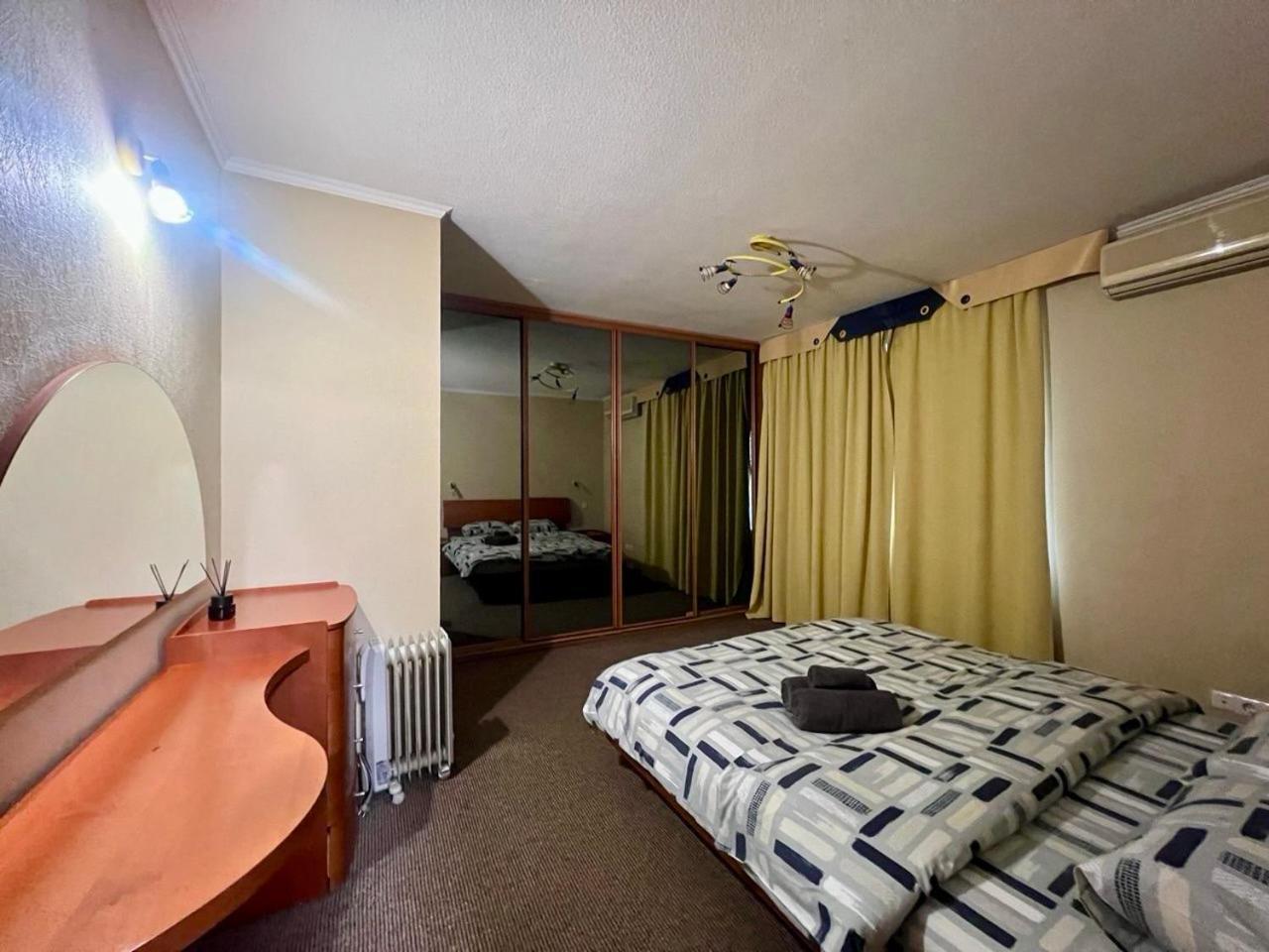 Apartment In The Center Of Κίεβο Εξωτερικό φωτογραφία